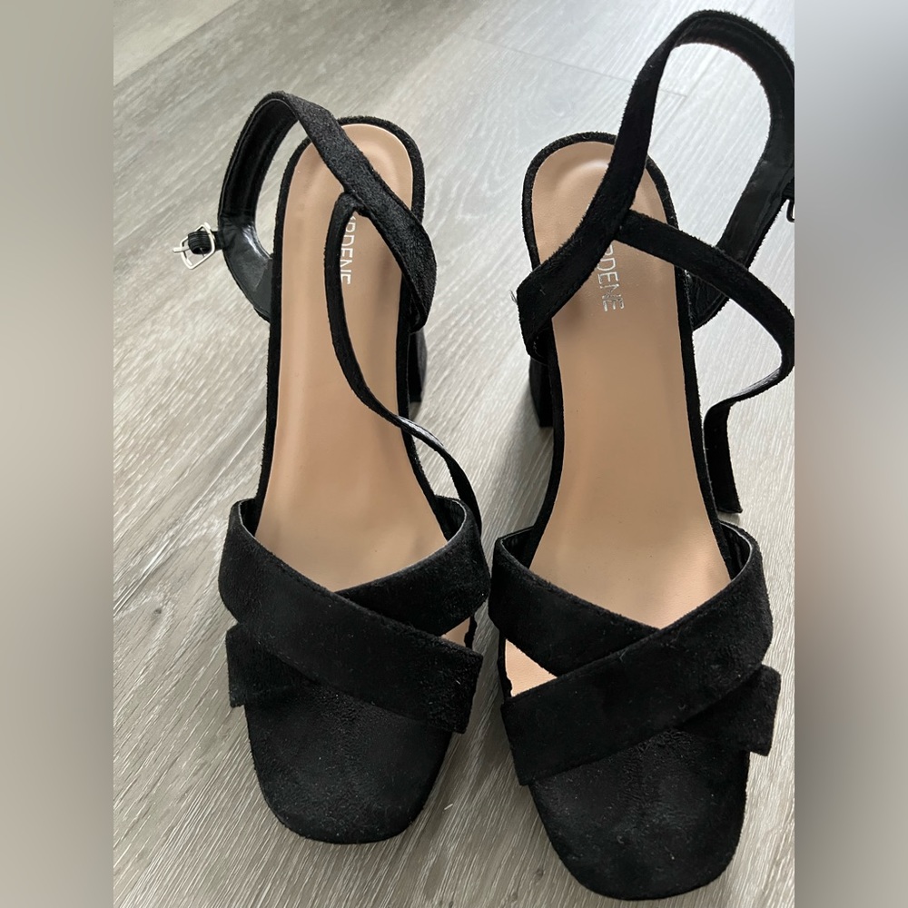 Ardene black heels